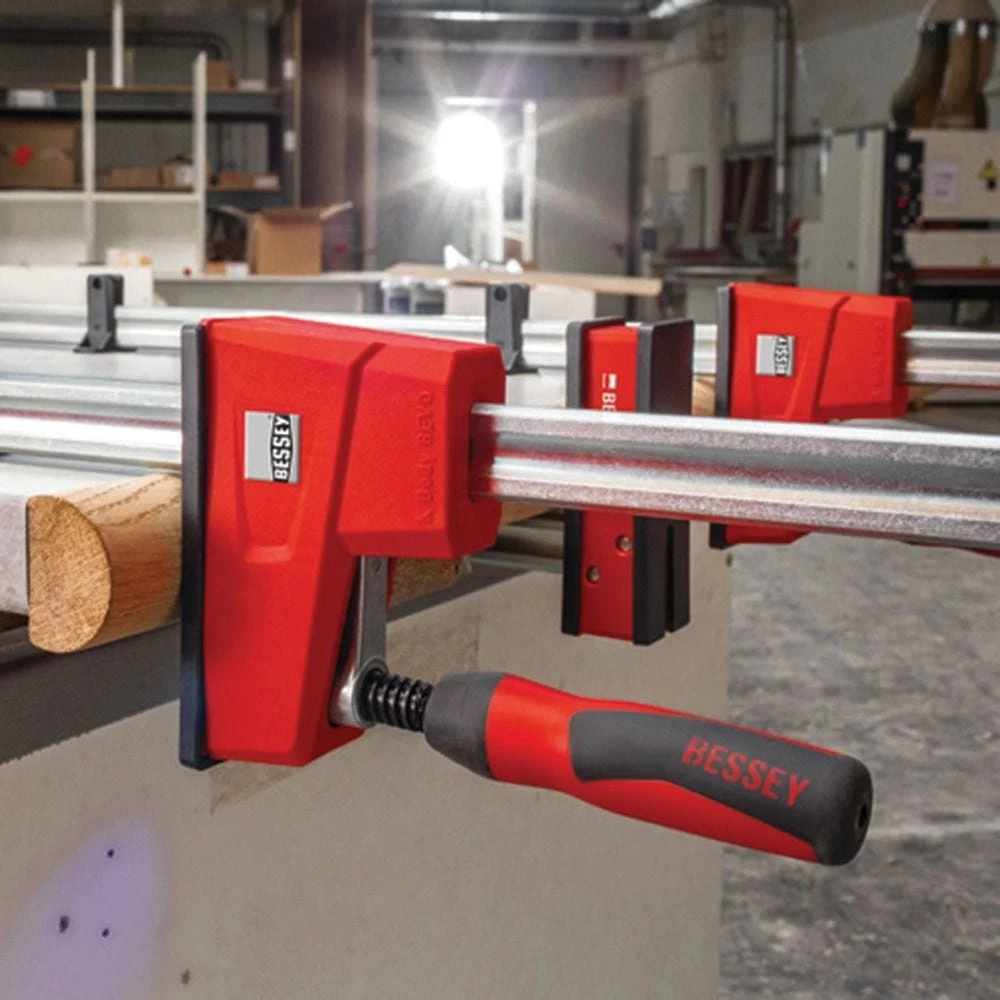 12'' Bessey K-Body REVOlution Parallel Bar Clamp 9 12'' Bessey K-Body REVOlution Parallel Bar Clamp - Image 7