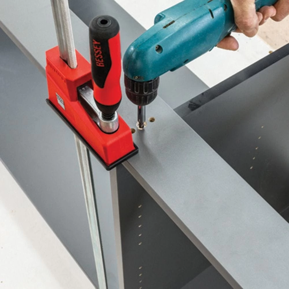 12'' Bessey K-Body REVOlution Parallel Bar Clamp 8 12'' Bessey K-Body REVOlution Parallel Bar Clamp - Image 6