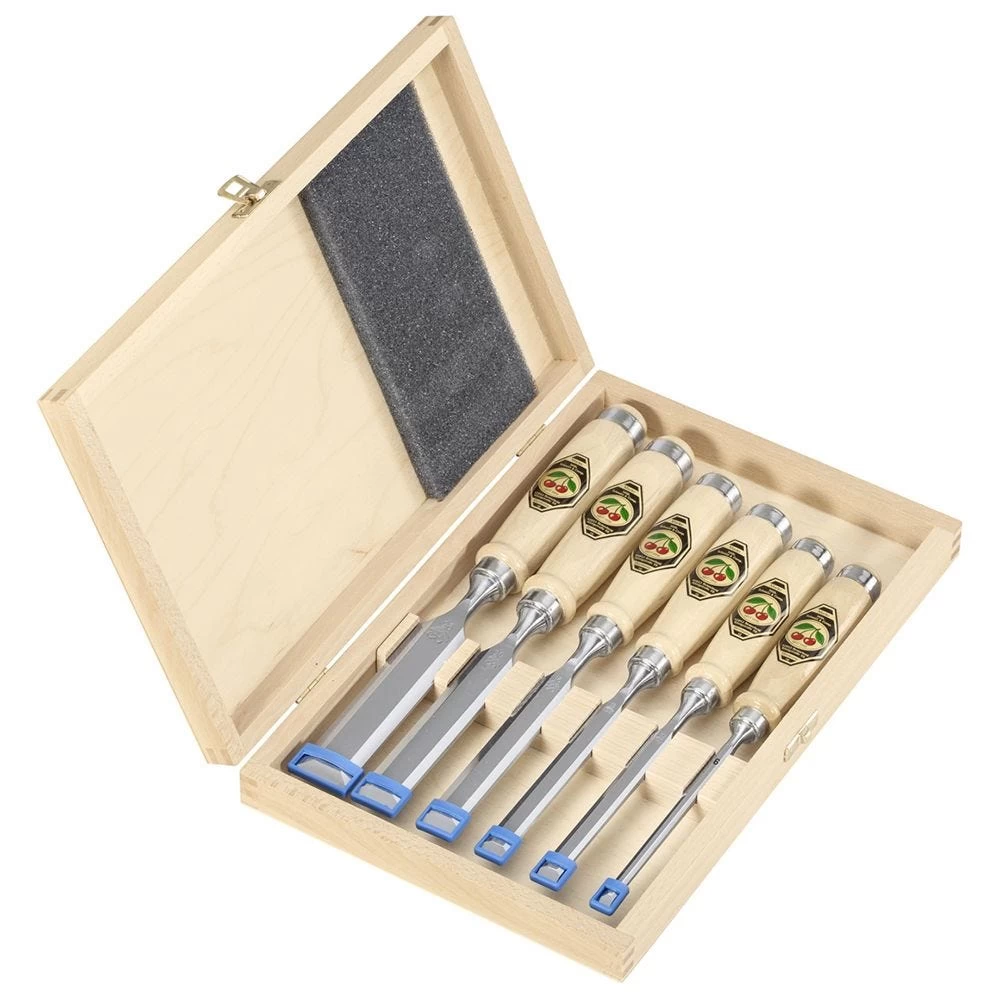 Two Cherries - Set Of Six Chisels In Wooden Box