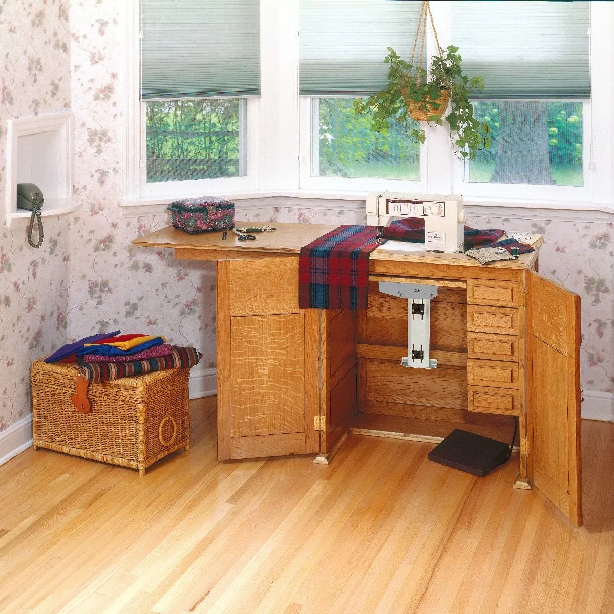 Heavy-Duty Rockler Sewing Machine Lift Mechanism, 50-lb. Capacity 6 Heavy-Duty Rockler Sewing Machine Lift Mechanism, 50-lb. Capacity - Image 4